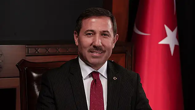 Karatay'dan vuslata özel mesnevi hat sergisi