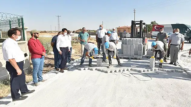 Karatay'ın dört bir tarafında parke çalışmaları devam ediyor
