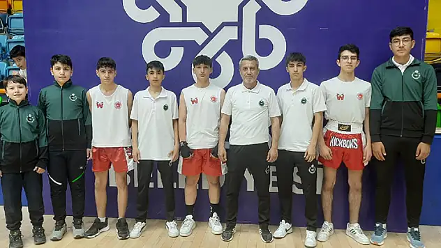 Karataylı sporculardan altın madalya yağmuru