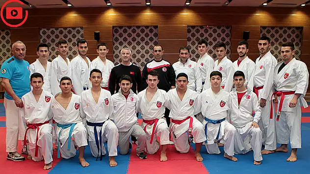 Karatede gözler Macaristan'da
