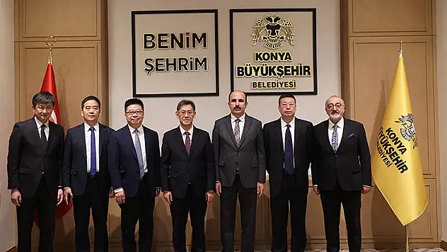 Kardeş Şehir Şiyan Belediye Başkanı Niuping Başkan Altay'ı ziyaret etti