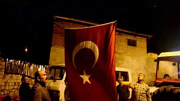 Kardeşinin şehit haberini namaza giderken aldı