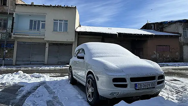 Karla kaplanan Erzurum, Ardahan, Kars ve Ağrı'da soğuk hava etkili oluyor
