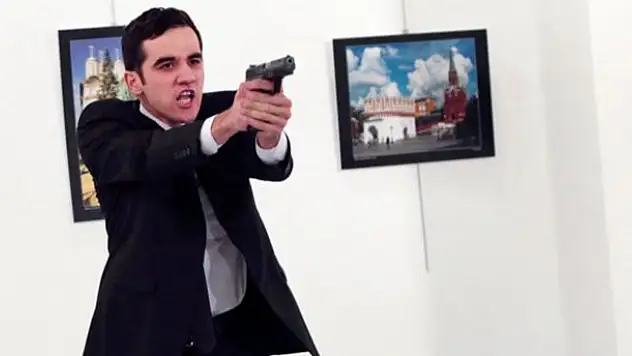 Karlov cinayetiyle ilgili eski bir polis daha tutuklandı