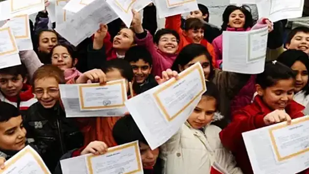 Karneler ne zaman verilecek? Okullarda 1. dönem ne zaman bitiyor?