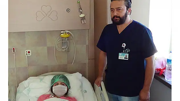 Karnından 9,5 kilogramlık kist çıkarıldı