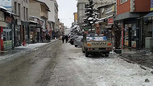 Kars'ta 4,2 büyüklüğünde deprem