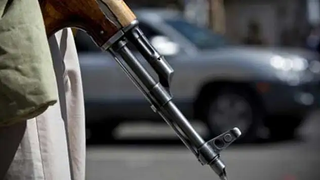 Kars'ta jandarma ekibine saldırı