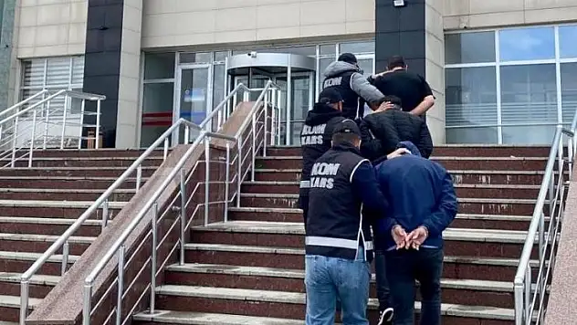 Kars'ta uzun namlulu silah ele geçirildi