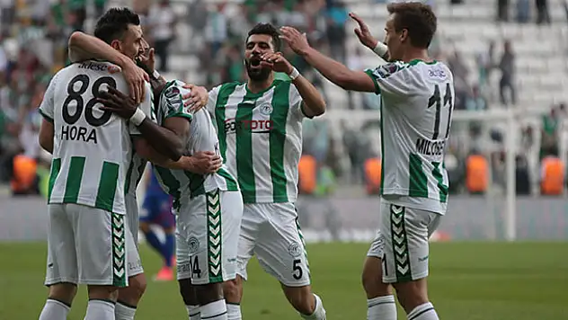 Kartal beklemede