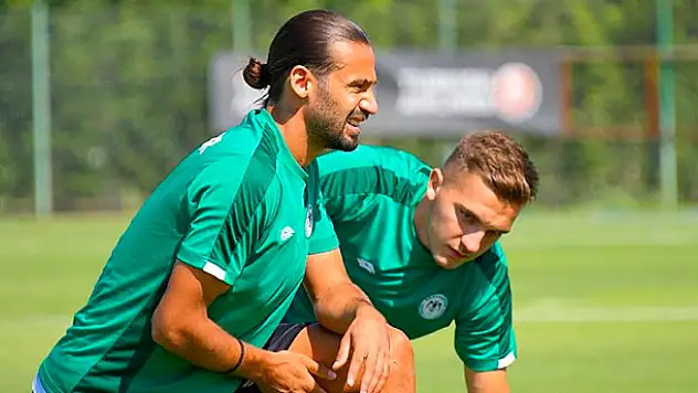Kartal'da 2 oyuncu gitti!