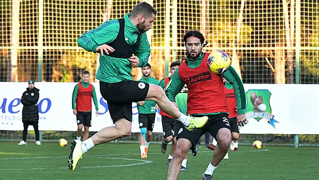 Kartal'da gündem Hollandalı