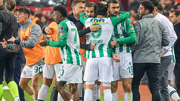 KARTAL'DAN İSTANBUL'DA 3 PUAN AVI
