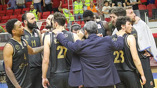 KARTAL HEDEFE KİLİTLENDİ
