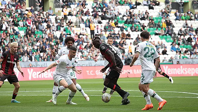 Kartal Karagümrük'ü geçemedi!