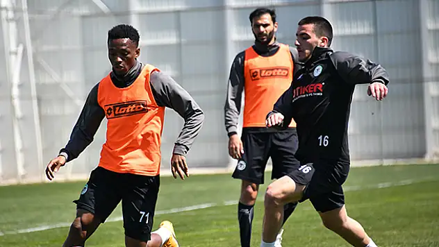 Kartal, savunma ve hücum çalıştı