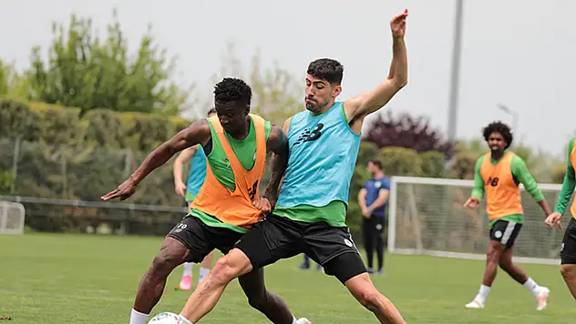 KARTAL SİVAS SEFERİNDE
