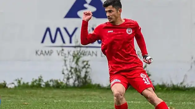 Kartal'da yaprak dökümü sürüyor