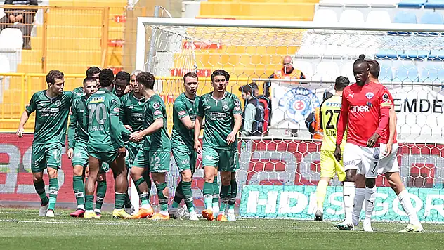 KARTAL'DA YÜZLER GÜLDÜ
