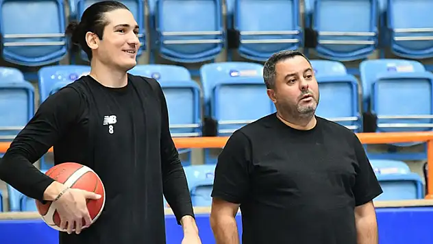 KARTAL'IN GÖZÜ DAÇKA'DA
