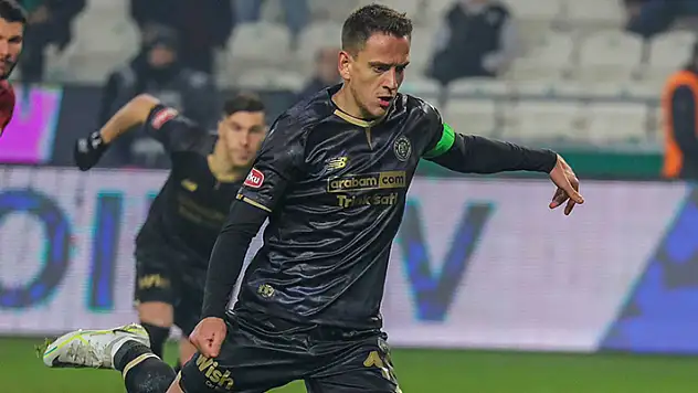 Kartal'ın yeni penaltıcısı Amir