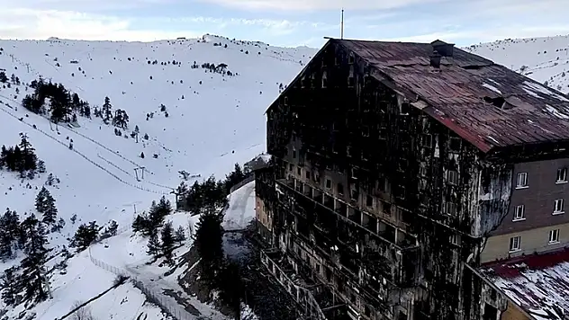 Kartalkaya'daki otel yangınında tutuklanan itfaiye personeline tahliye