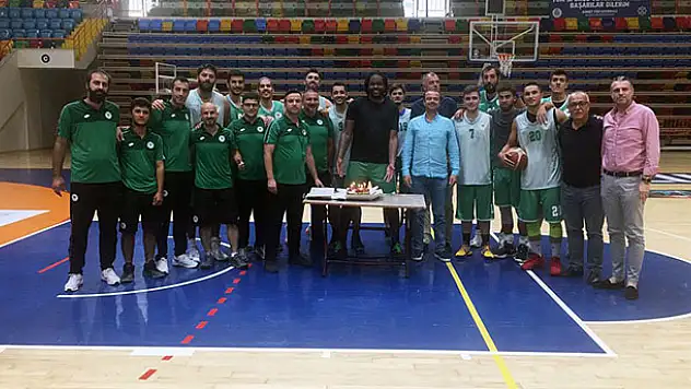 Kartallar hız kesmiyor