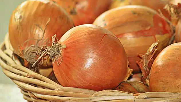 Kasım ayının zam şampiyonu kuru soğan
