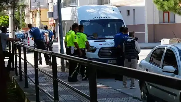 Kastamonu'da büyük panik! Silahlı saldırgan dehşet saçtı! 1 polis şehit, 1 polis yaralı