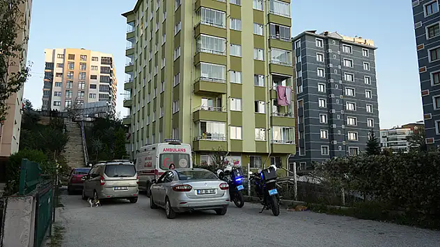 Kastamonu'da polis memuru tabanca ile eşini öldürdü 
