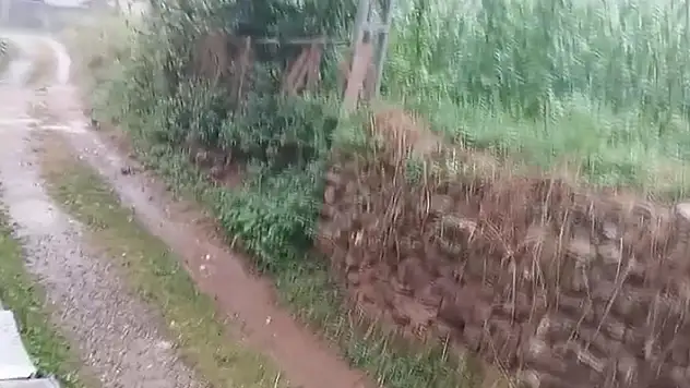 Kastamonu'da sağanak ve dolu etkili oldu
