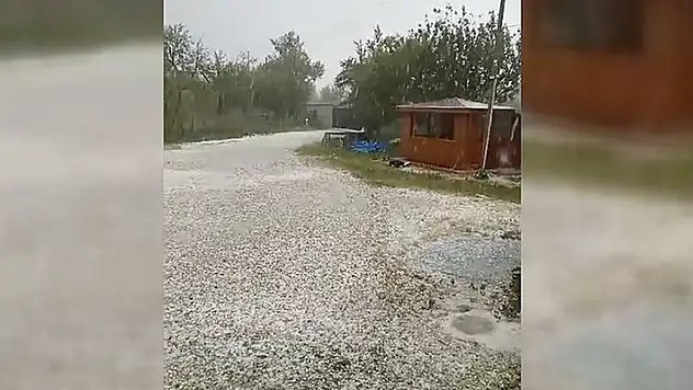 Kastamonu'da sağanak ve dolu etkili oldu
