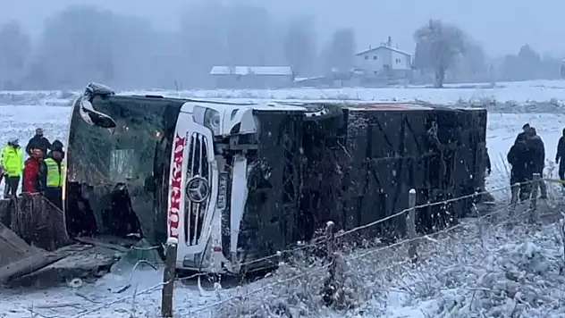 Kastamonu'da yolcu otobüsü devrildi: 6 ölü, 33 yaralı

