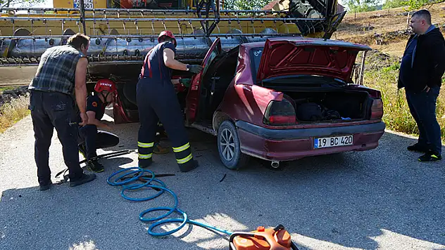 Kastamonu'da otomobil biçerdöverin altında kaldı: 1 ölü