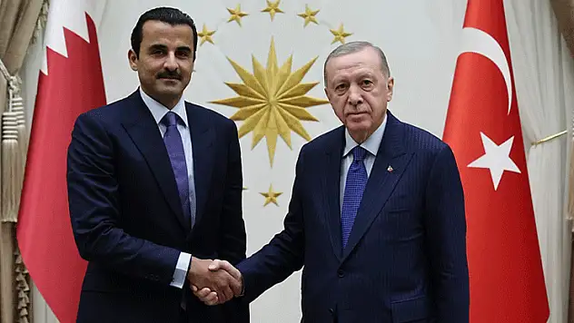 Katar Emiri'nden Cumhurbaşkanı Erdoğan'a 15 Temmuz tebriği