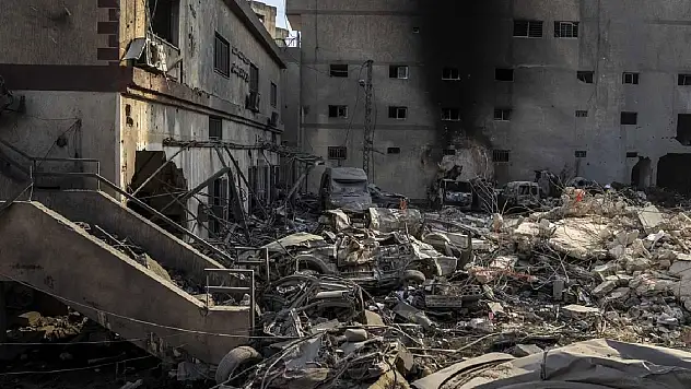 Katil İsrail'in Gazze'ye düzenlediği saldırılarda 13 kişi hayatını kaybetti