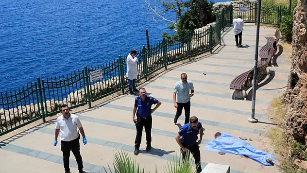 Kavga ettikten bir saat sonra cesedi bulundu, yaşadığı park mezarı oldu
