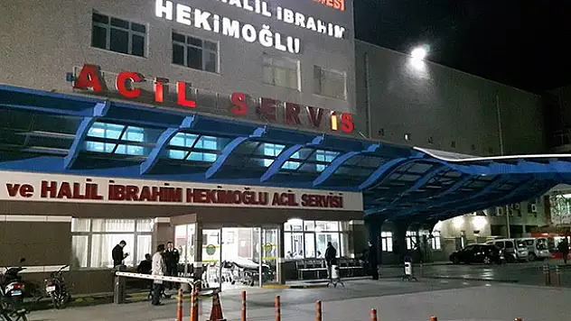 Kavgayı Ayırmak İsterken Canından Oluyordu