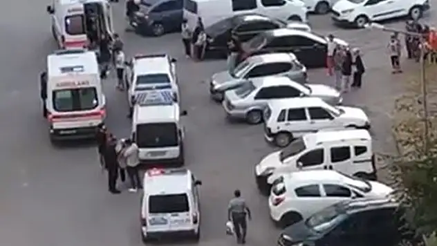 Kavgayı ayırmak isterken kalbinden bıçaklanan kişi öldü 