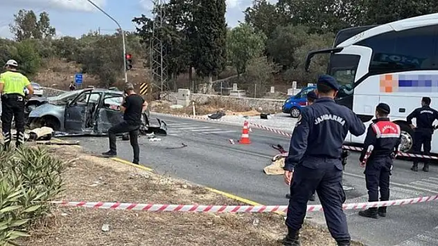 Kavşaktan dönüş için otobüsün önüne geçti iddiası: 1 ölü, 3 yaralı
