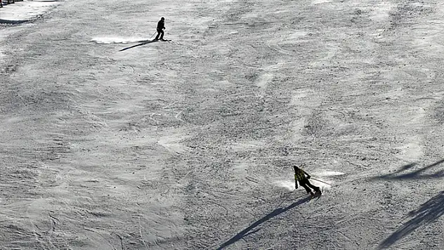 Kayak merkezlerinde en fazla kar kalınlığı 162 santimetreyle Kartalkaya'da ölçüldü
