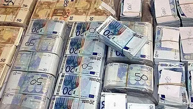 Kayıp valizde 400 bin avro bulundu