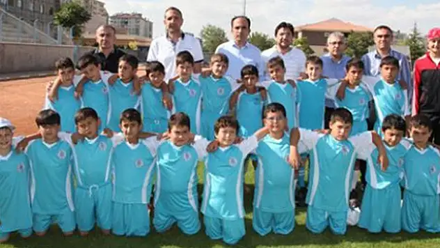 Kayıtlara yoğun ilgi