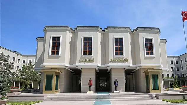 Kaymakamlık sınavına KPSS 70 puan ve yüksek lisans şartı