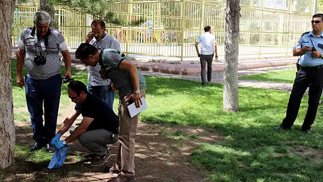 Kayseri'de 4 aylık cenini parka gömdüler