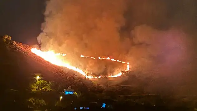 Kayseri'de atılan havai fişek yangına sebep oldu
