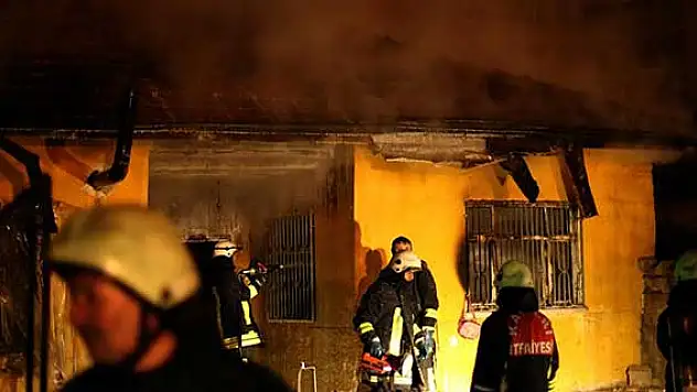 Kayseri'de ev yangını