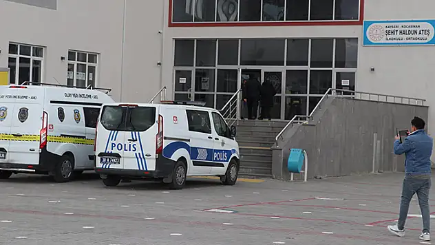 Kayseri'de gönül ilişkisi yaşadığı öğretmeni okulda silahla yaralayan kadın: Zarar verme niyetim yoktu
