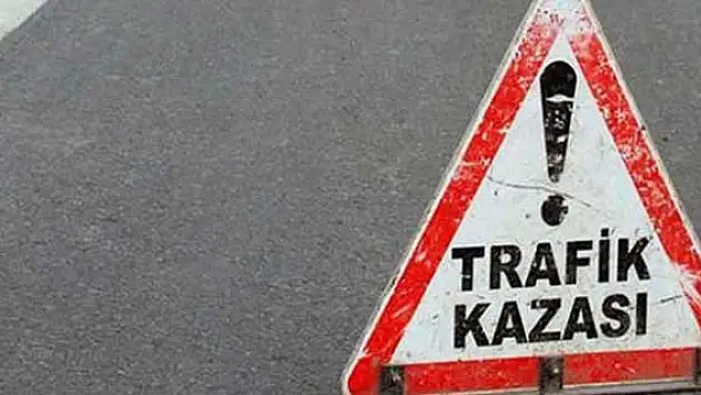 Kayseri'de kayalara çarptı: 2 yaralı