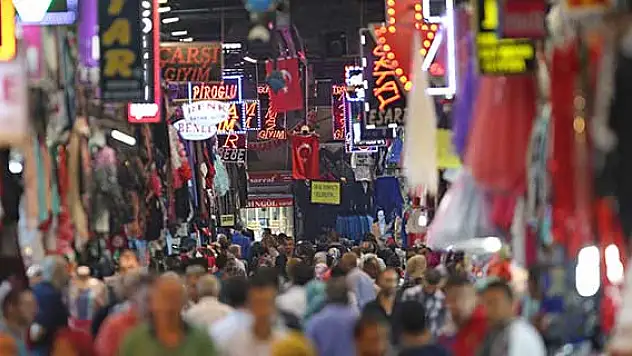 Kayseri esnafı yabancı turistle pazarlığı öğrenecek
